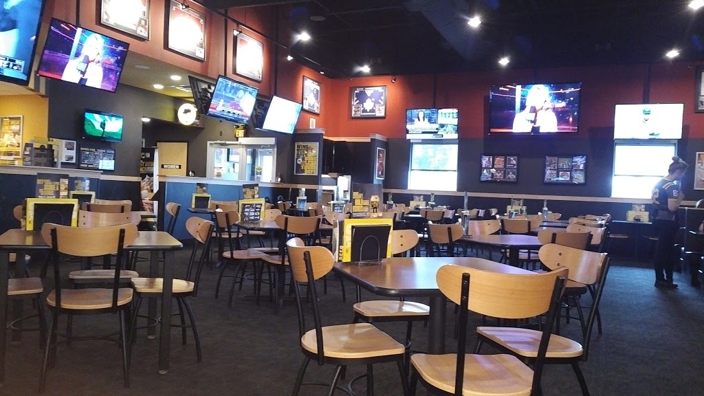 Buffalo Wild Wings | 524 Centennial Pkwy N, Hamilton, ON L8E 0G2, Canada | Phone: (905) 664-5554