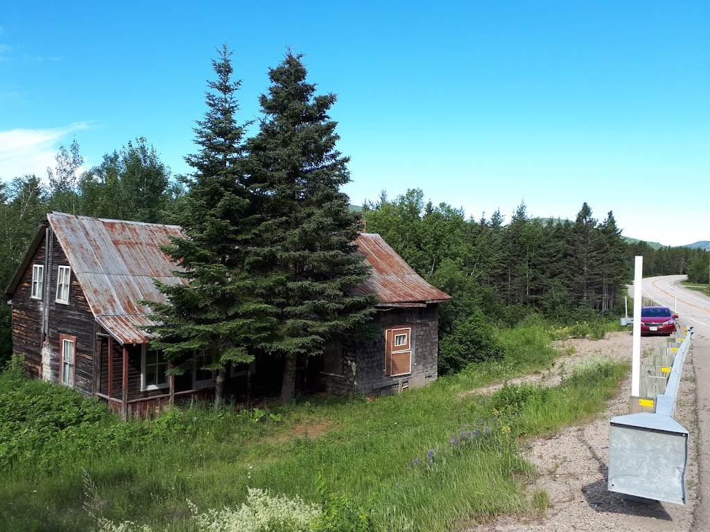 Gîte le Voilier Bed and Breakfast | 880 Rue St Laurent, Saint-Siméon, QC G0T 1X0, Canada | Phone: (418) 638-2808