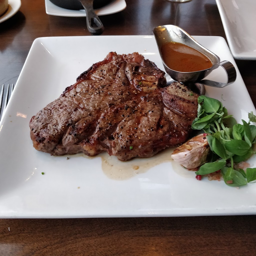 Prime Steakhouse Niagara Falls | 5685 Falls Ave, Niagara Falls, ON L2E 6W7, Canada | Phone: (905) 374-5219