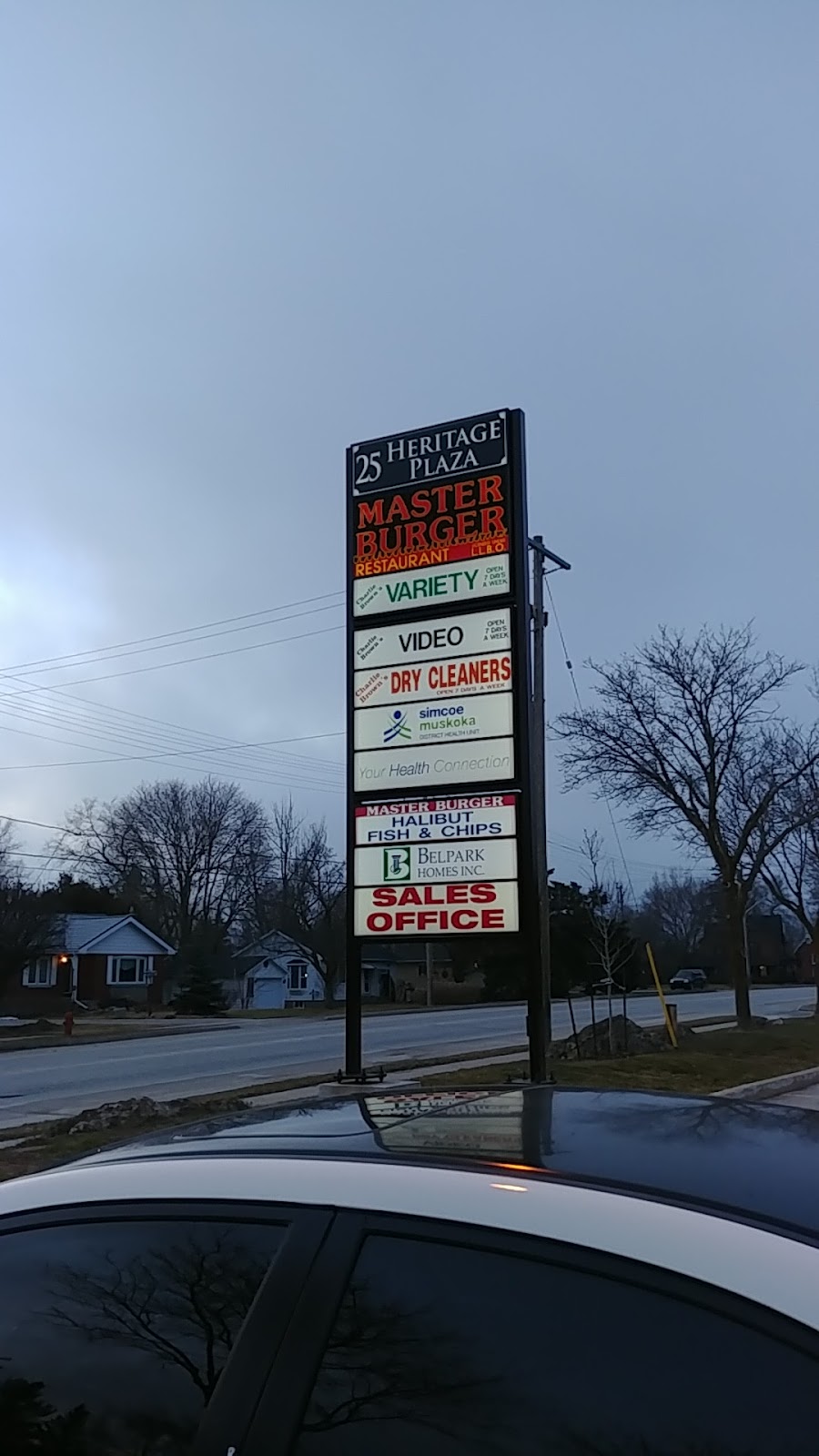 Master Burger | 25 King St S, Cookstown, ON L0L 1L0, Canada | Phone: (705) 458-9651