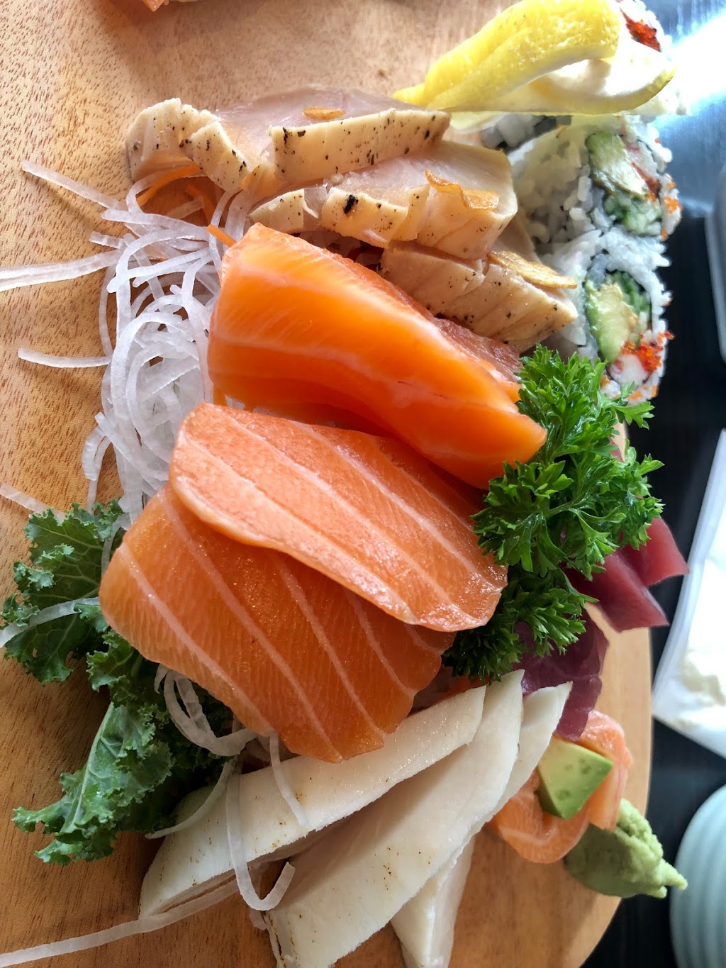 Unome sushi | 9301 Bathurst St unit 7, Richmond Hill, ON L4C 9S2, Canada | Phone: (905) 237-3355