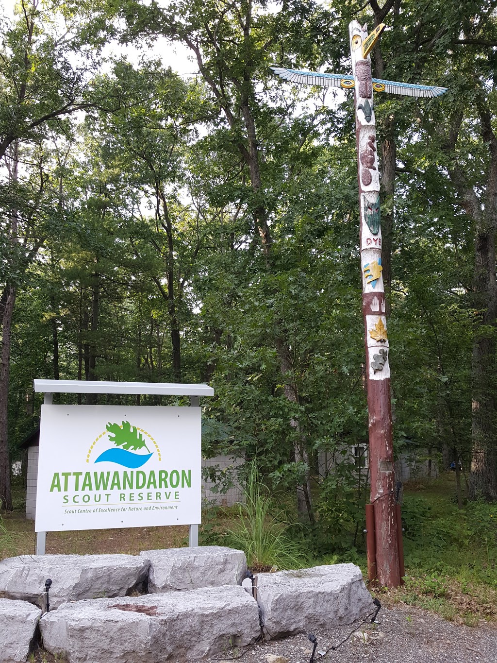 Scouts Canada Camp Attawandaron | 8916 Lakeshore Rd, Port Franks, ON N0M 2L0, Canada | Phone: (519) 243-2700