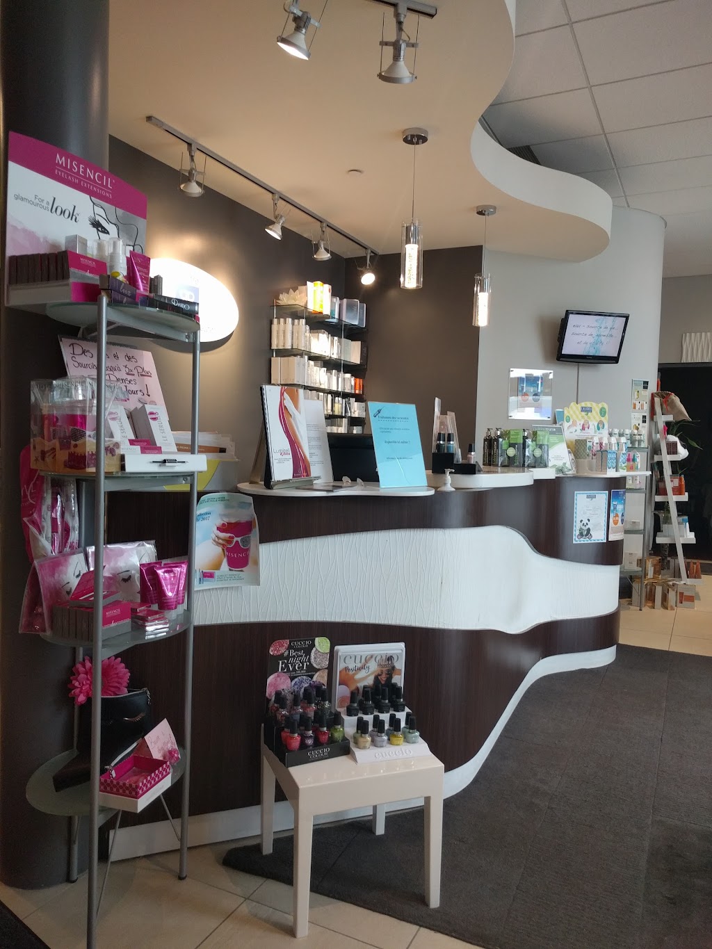 Centre Référence Beauté Inc | 898 Bd Raymond, Québec, QC G1C 5P4, Canada | Phone: (418) 660-3907