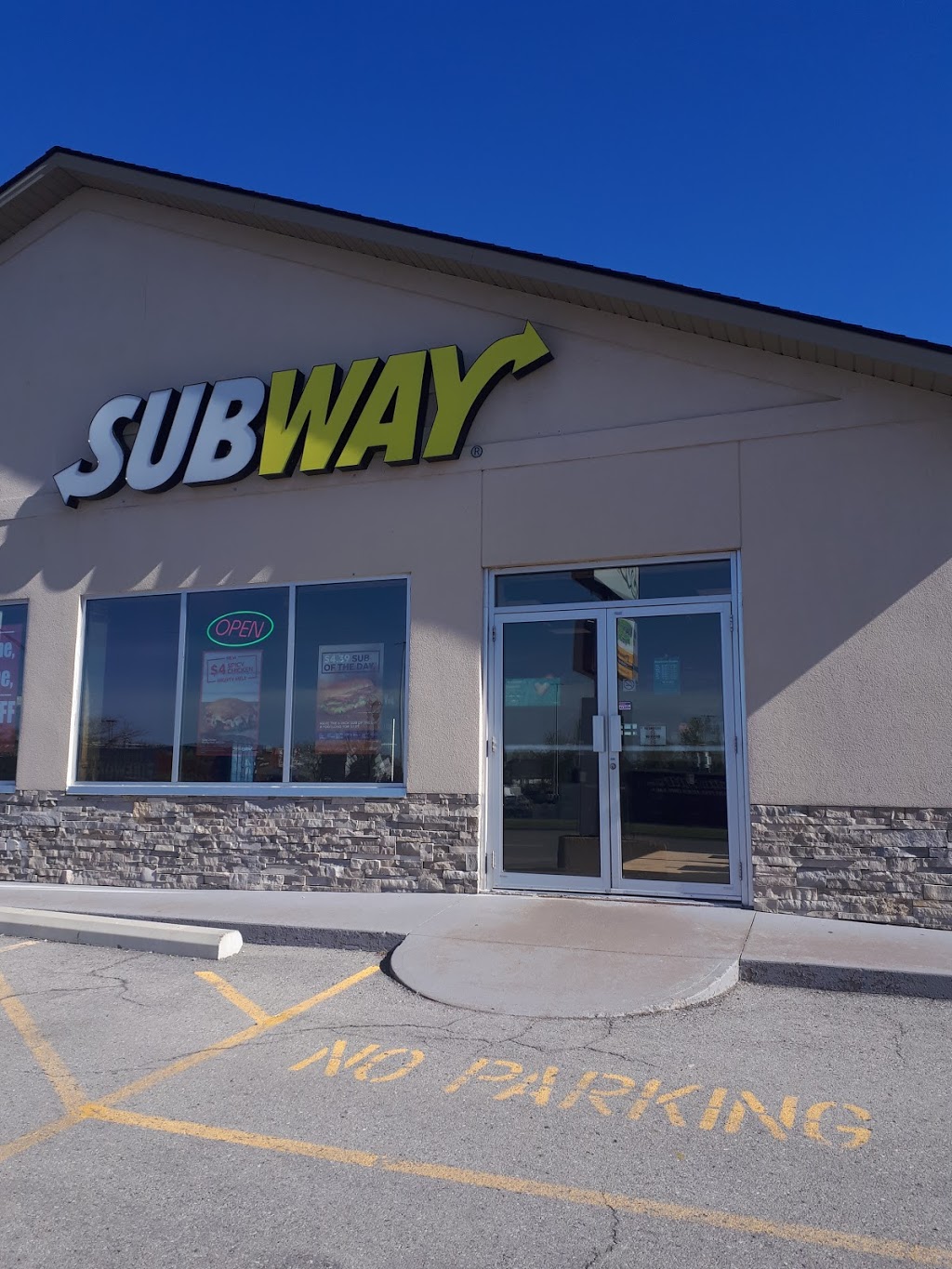 Subway | 243 Garrison Rd, Fort Erie, ON L2A 1M9, Canada | Phone: (905) 991-0020