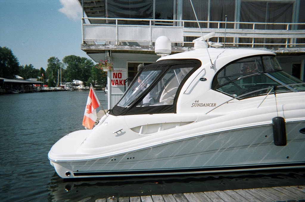 Canadian Yacht Tops | Lefroy Harbour Resort, 745 Harbour St, Lefroy, ON L0L 1W0, Canada | Phone: (705) 456-2711