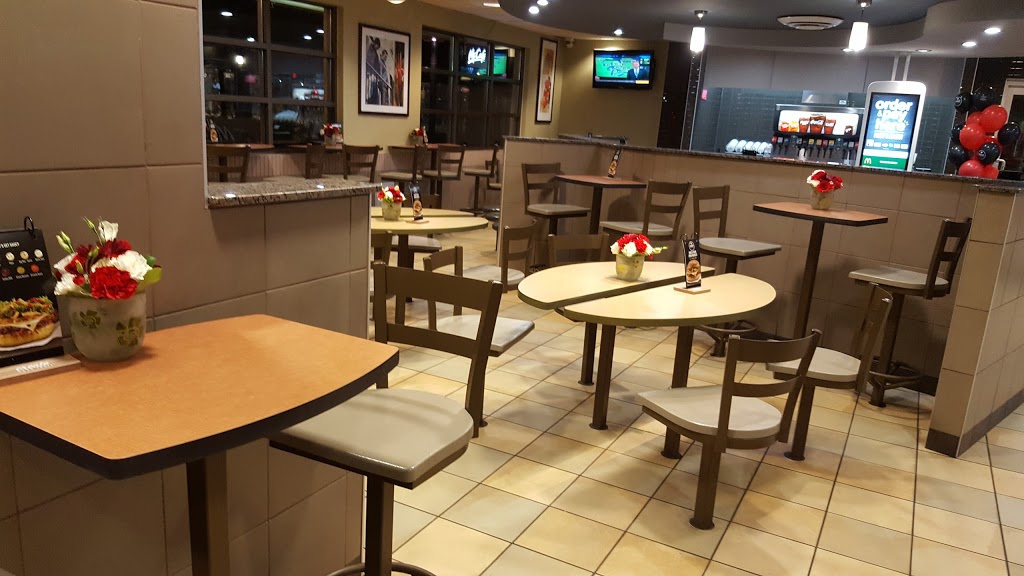 McDonalds | 12549 Harris Rd, Pitt Meadows, BC V3Y 2J4, Canada | Phone: (604) 465-4117