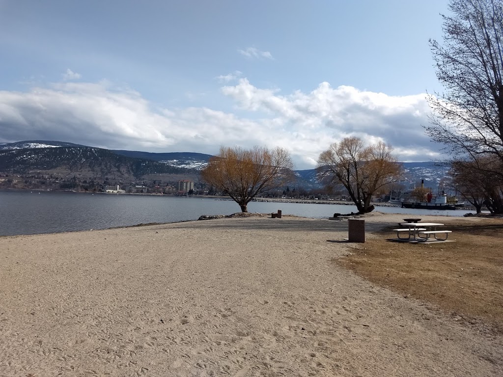 Redwing clubhouse | 185 Heron Dr, Penticton, BC V2A 8K6, Canada