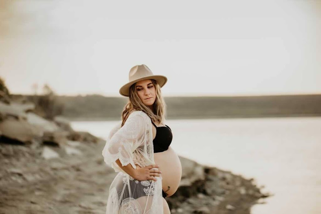 Devina Berger Photography | Box 412, Nanton, AB T0L 1R0, Canada | Phone: (403) 336-5501