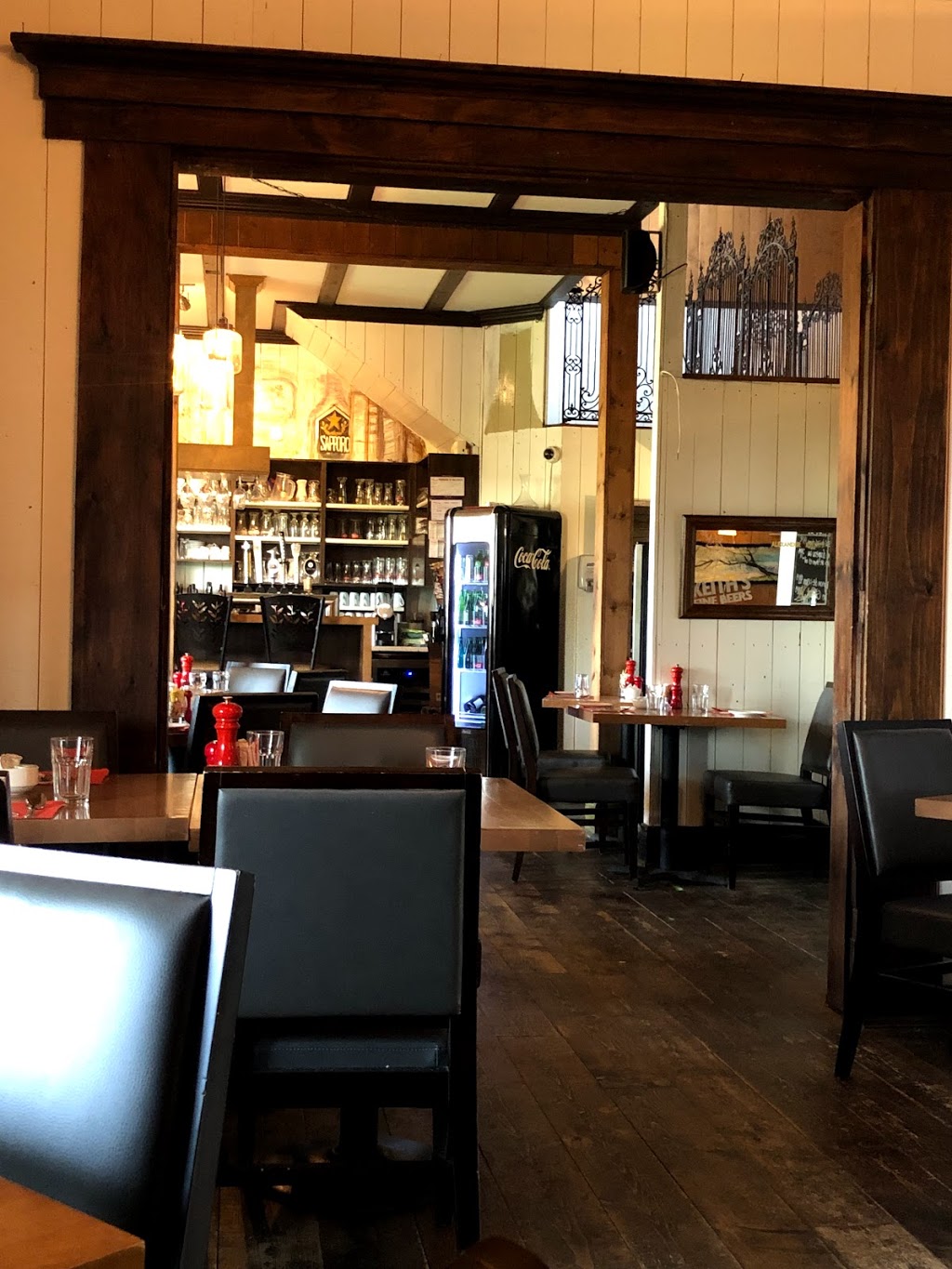 Restaurant La Vieille Tablée | 437, 6em Avenue Nord, Saint-Georges, QC G5Y 7Y5, Canada | Phone: (418) 222-0234