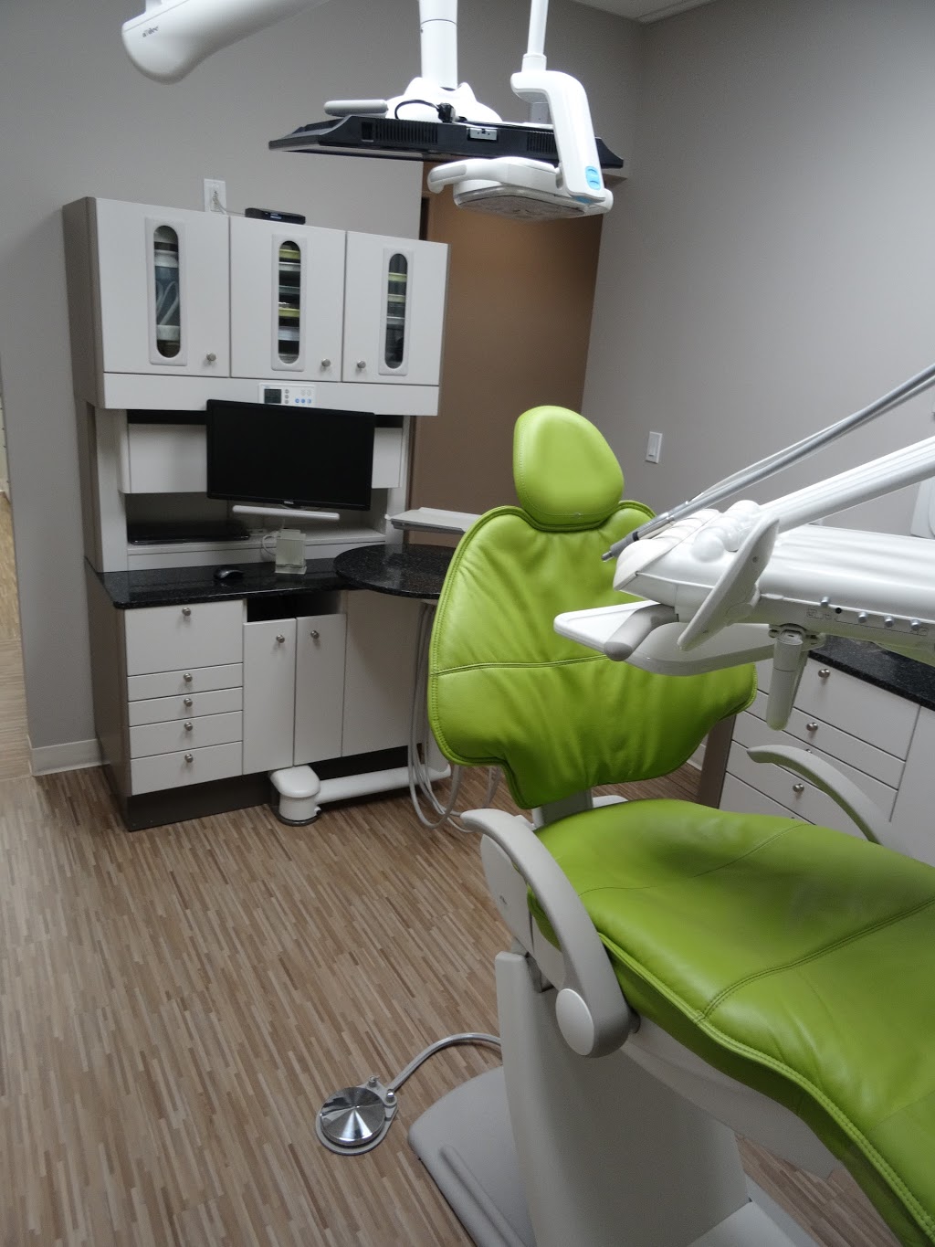 Petrolia Dentistry | 430 Albany St, Petrolia, ON N0N 1R0, Canada | Phone: (519) 882-0520