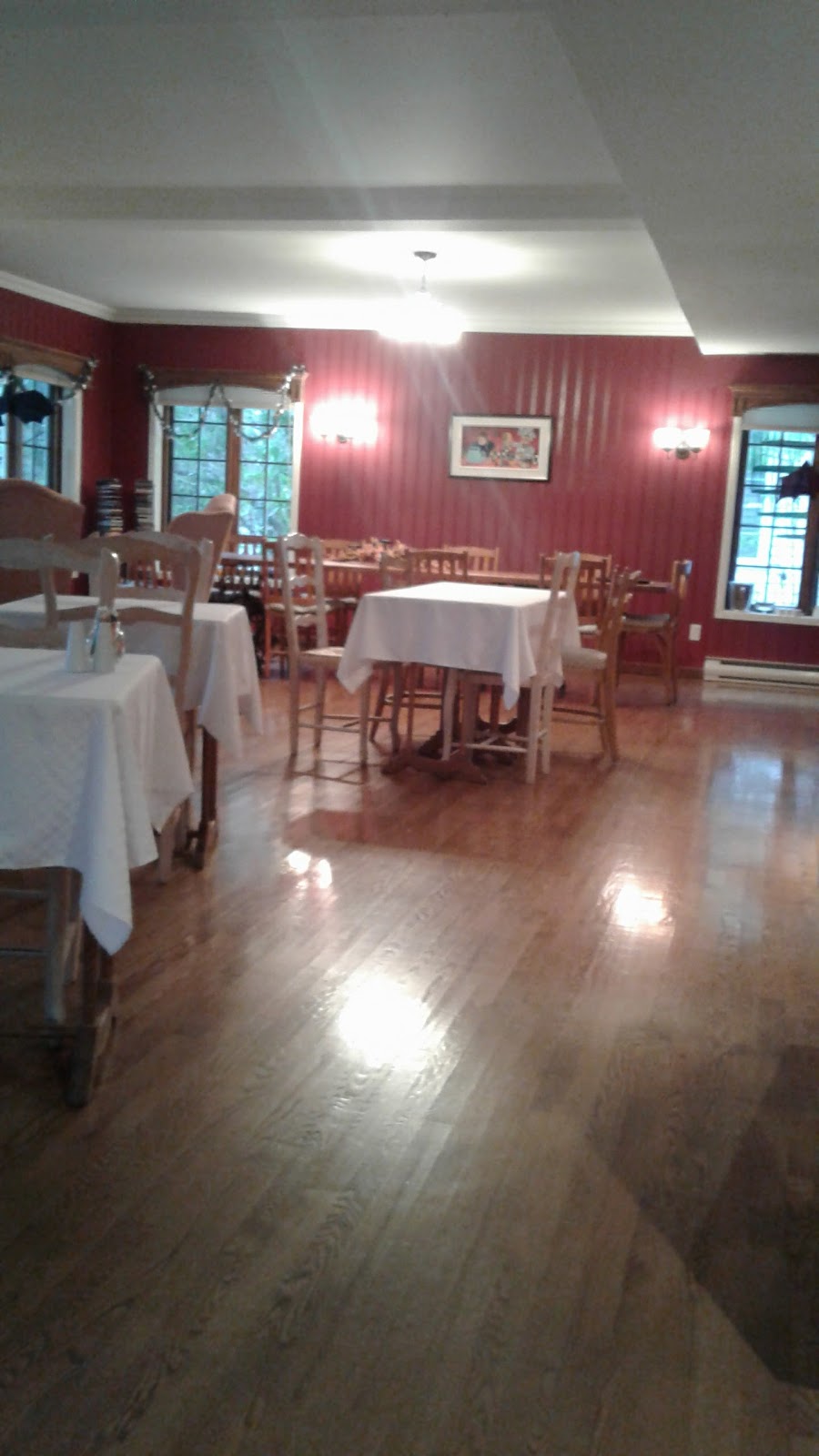 Auberge Le Coeur dOr | 85 Rue School, North Hatley, QC J0B, Canada | Phone: (819) 842-4363