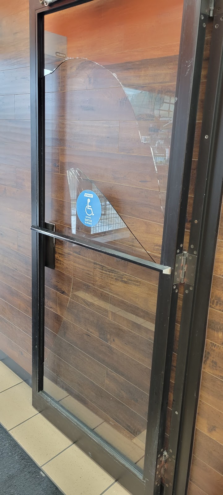 Commercial Door Repair & Glass Toronto | 240 Scarlett Rd unit 1708, York, ON M6N 4X4, Canada | Phone: (647) 370-7617