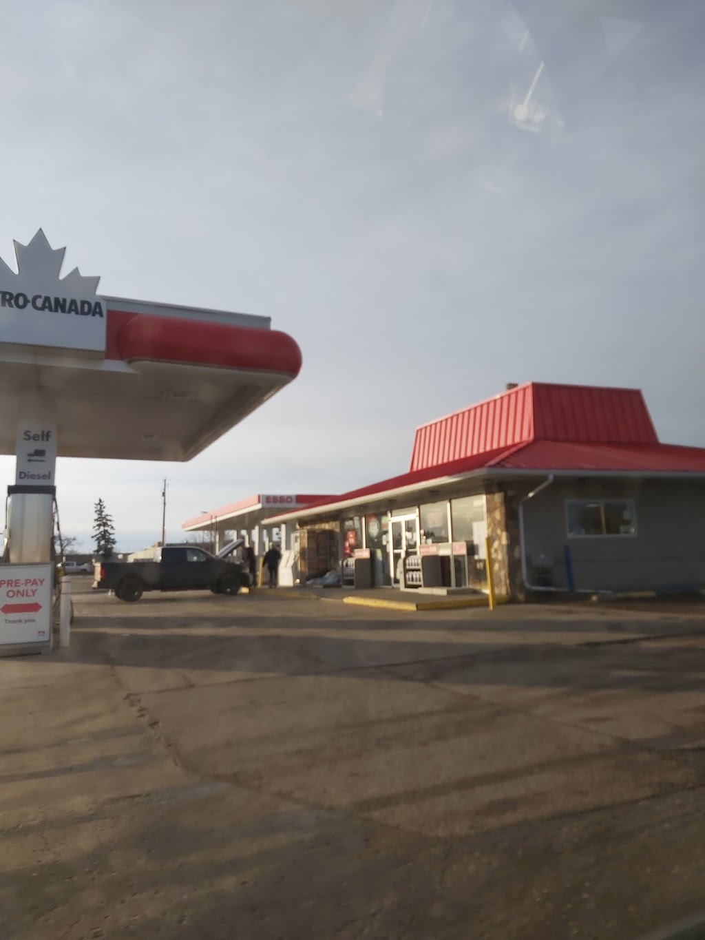 Petro-Canada | 10016 104 Ave, Westlock, AB T7P 2H6, Canada | Phone: (780) 349-5804