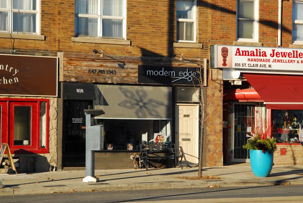 Modern Edge Salon | 808 St Clair Ave W, Toronto, ON M6C 1B6, Canada | Phone: (647) 748-3343