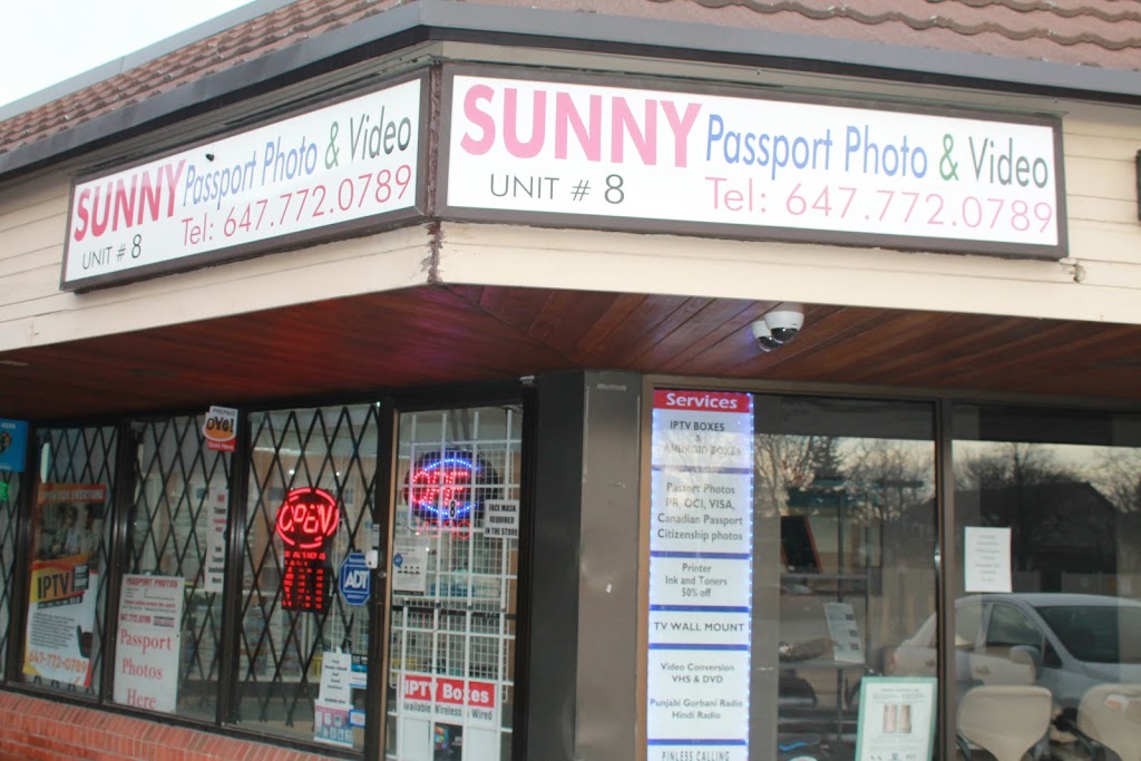 Sunny Passport Photos and Video | 592 Rathburn Rd W unit 8, Mississauga, ON L5B 3A4, Canada | Phone: (647) 772-0789