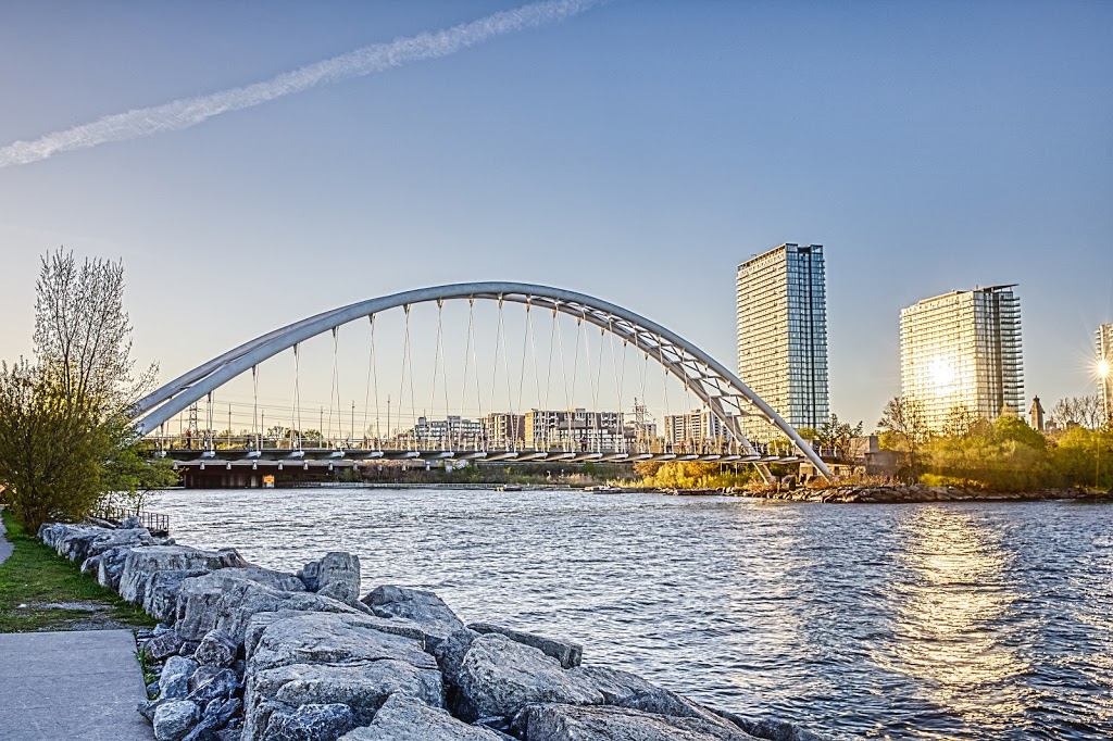 Humber Bay Arch Bridge | Martin Goodman Trail, Toronto, ON M8X 3M9, Canada | Phone: (416) 392-2489