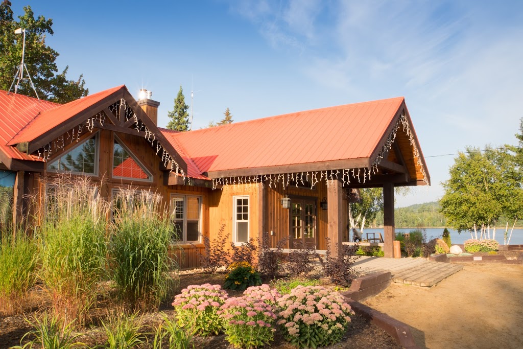 Rabaska Lodge | 55 Chem. de lOasis, Antoine-Labelle, QC J0W 1C0, Canada | Phone: (819) 623-1818