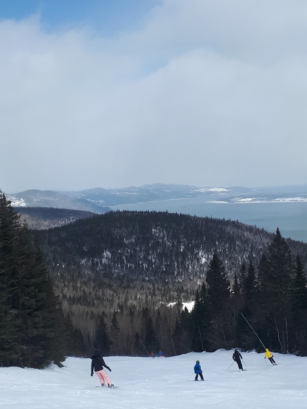 Le massif | Petite-Rivière-Saint-François, QC G0A 2L0, Canada