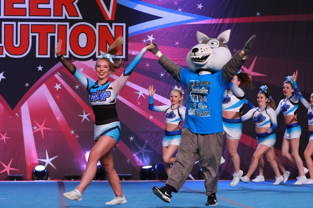 Division Cheerleading Coyotes | 50 Av. Liberté, Candiac, QC J5R 6X1, Canada | Phone: (450) 633-2433