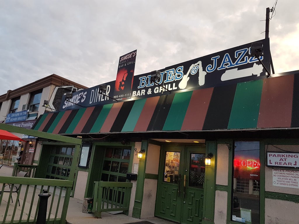 Simcoe Blues and Jazz, Bar & Grill | 926 Simcoe St N, Oshawa, ON L1G 4W2, Canada | Phone: (905) 435-1111