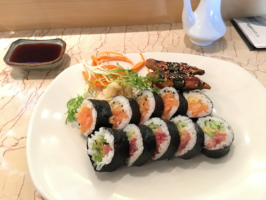 Kingyo Sushi | 75 Boulevard des Châteaux #116, Blainville, QC J7B 2A4, Canada | Phone: (450) 420-0731