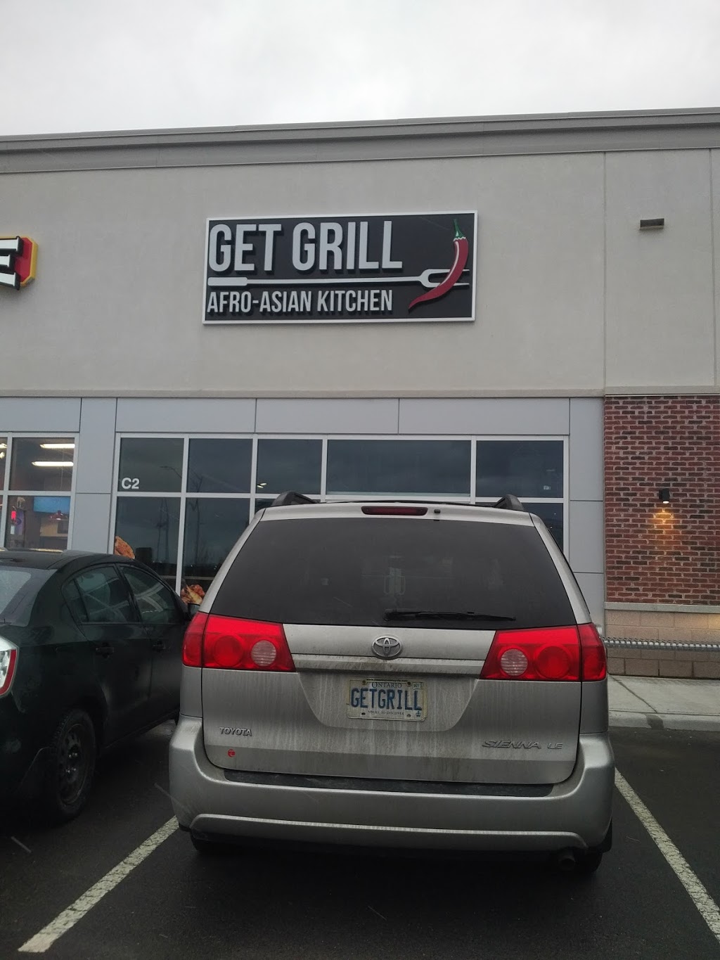 Get Grill | 6815 Airport Rd Unit C2, Mississauga, ON L4V 1E6, Canada | Phone: (905) 672-3222