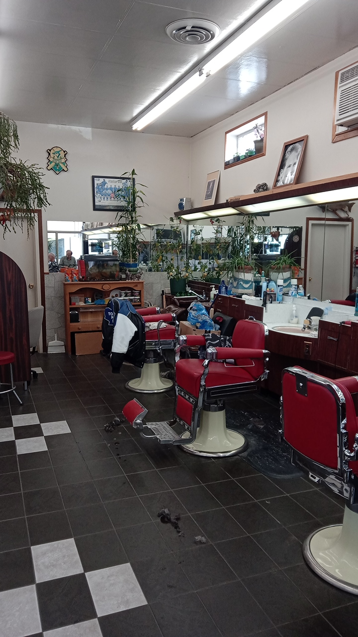 Westway Barber Shop | 1735 Kipling Ave, Etobicoke, ON M9R 2Y8, Canada | Phone: (416) 241-4233