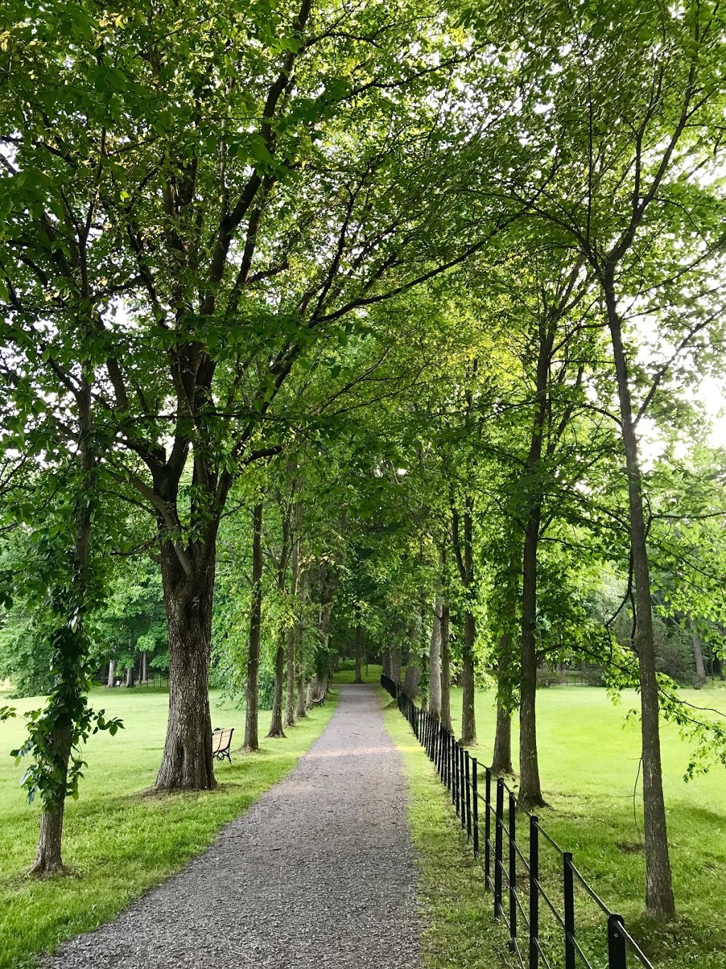 Parc du Bois-de-Coulonge | 1215 Grande Allée O, Québec, QC G1S 1E7, Canada | Phone: (418) 528-0773