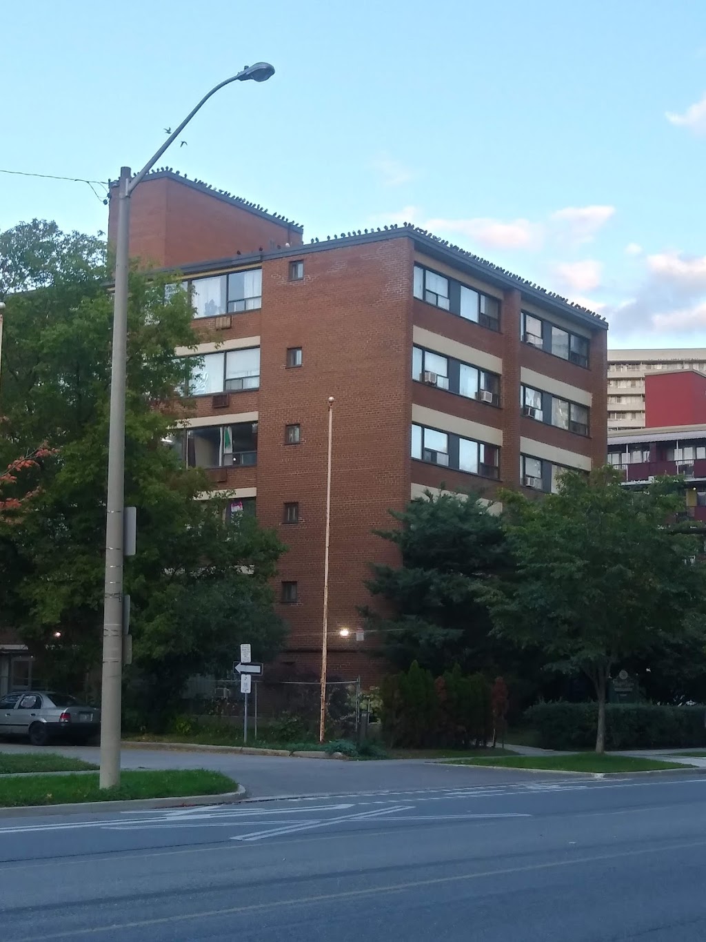 Willowglen Co-Op Housing Inc | 38 Thorncliffe Park Dr, East York, ON M4H 1J9, Canada | Phone: (416) 424-1253