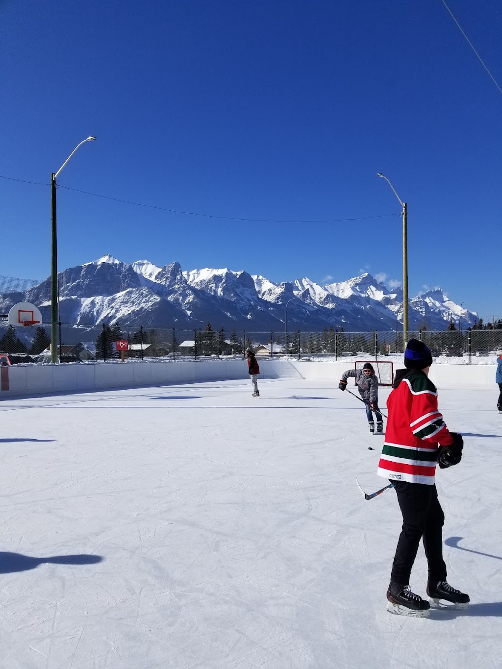 Cougar Creek Skating Rink | Elk Run Blvd, Canmore, AB T1W 1G3, Canada | Phone: (403) 678-1580