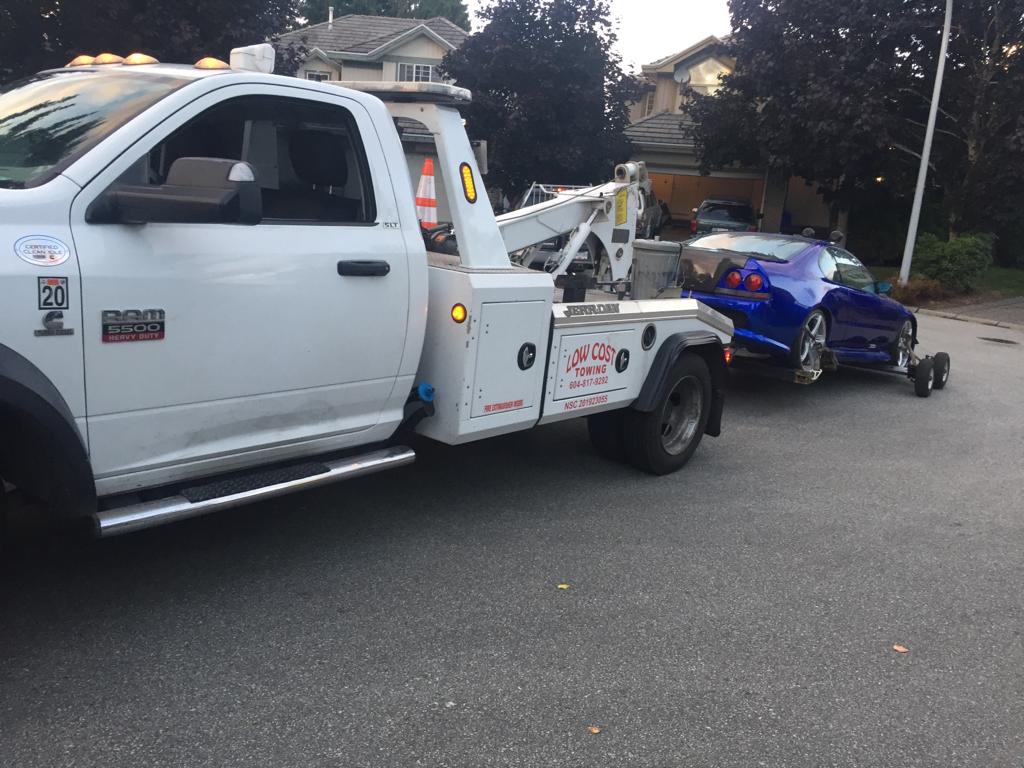 LOW COST TOWING UNLOCK SOUTH SURREY | 16026 16 Ave, Surrey, BC V4A 1S4, Canada | Phone: (604) 591-0226