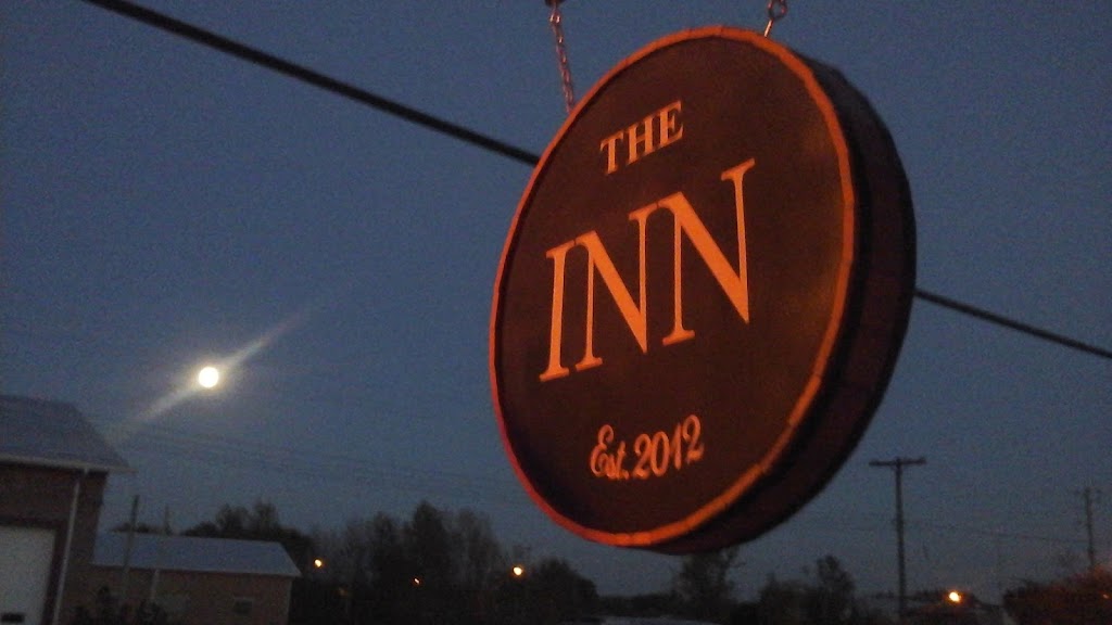 Sprague River Inn | 2072 Main Street, Sprague, MB R0A 1Z0, Canada | Phone: (204) 437-2245