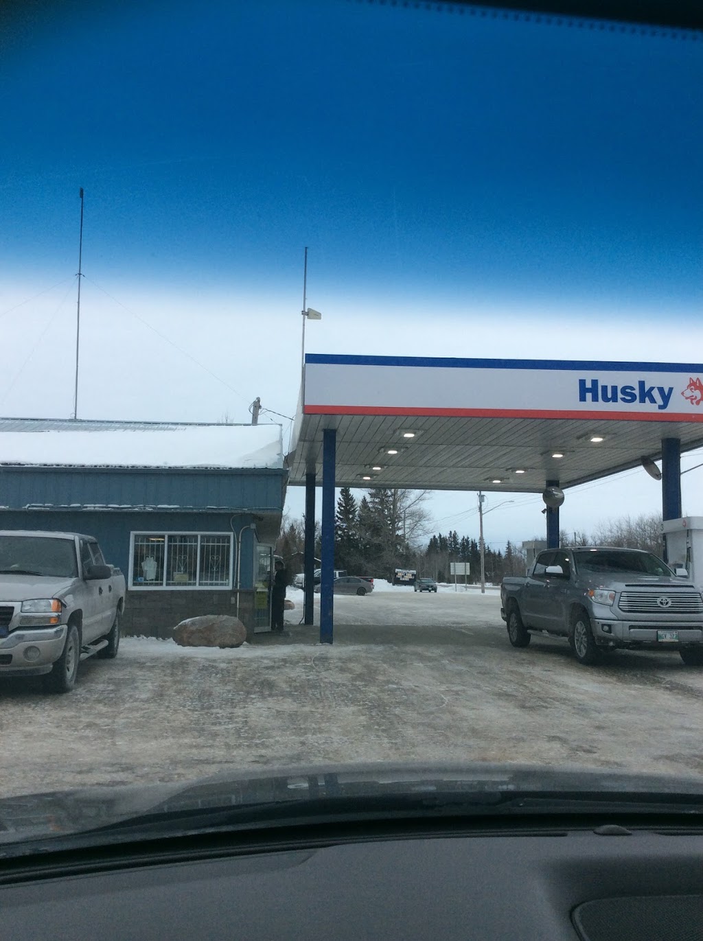 HUSKY | 43160 1 East Hwy, Richer, MB R0E 1S0, Canada | Phone: (204) 422-6380