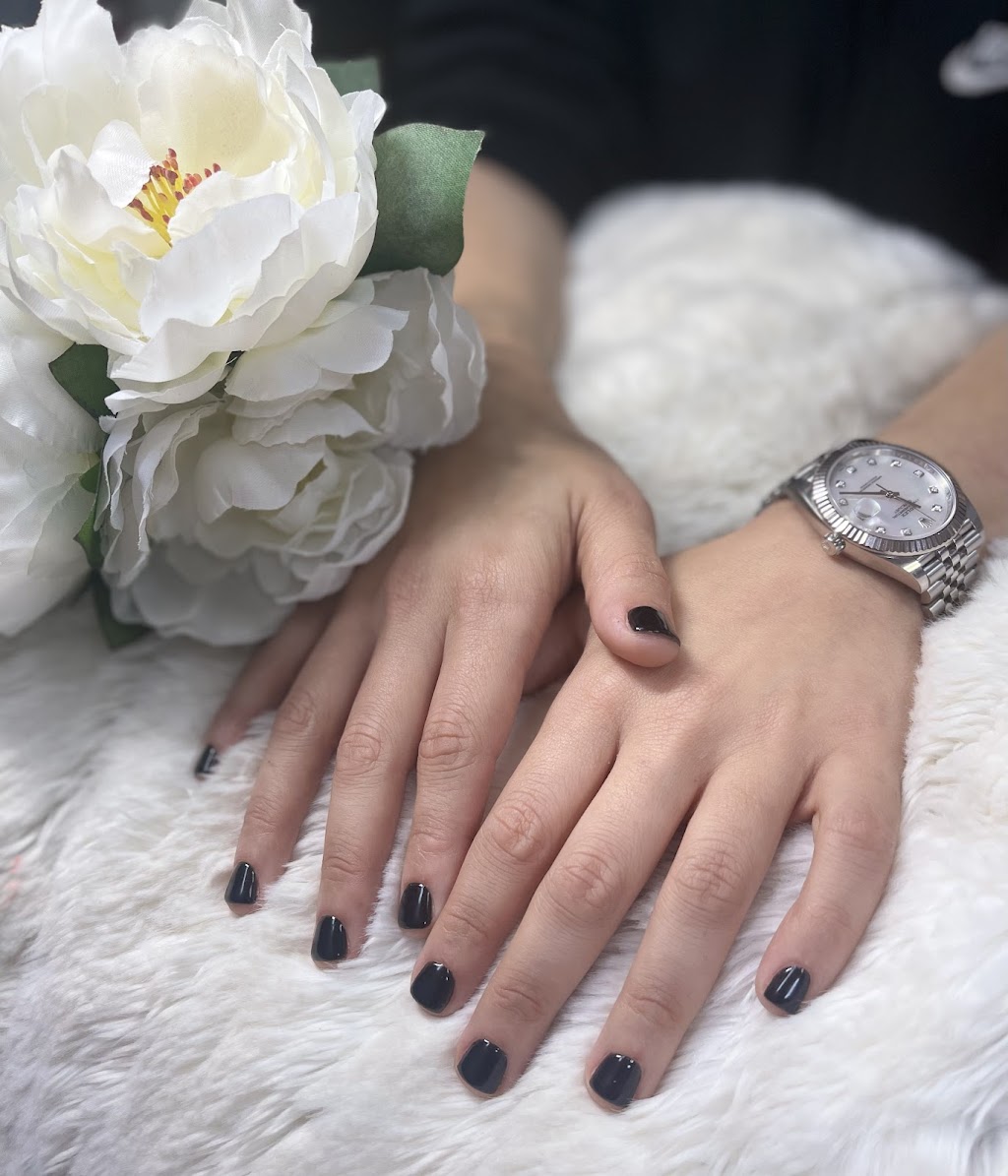 Nails by Nelly | Bd du Curé-Labelle, Laval, QC H7B 2V2, Canada | Phone: (514) 553-6379