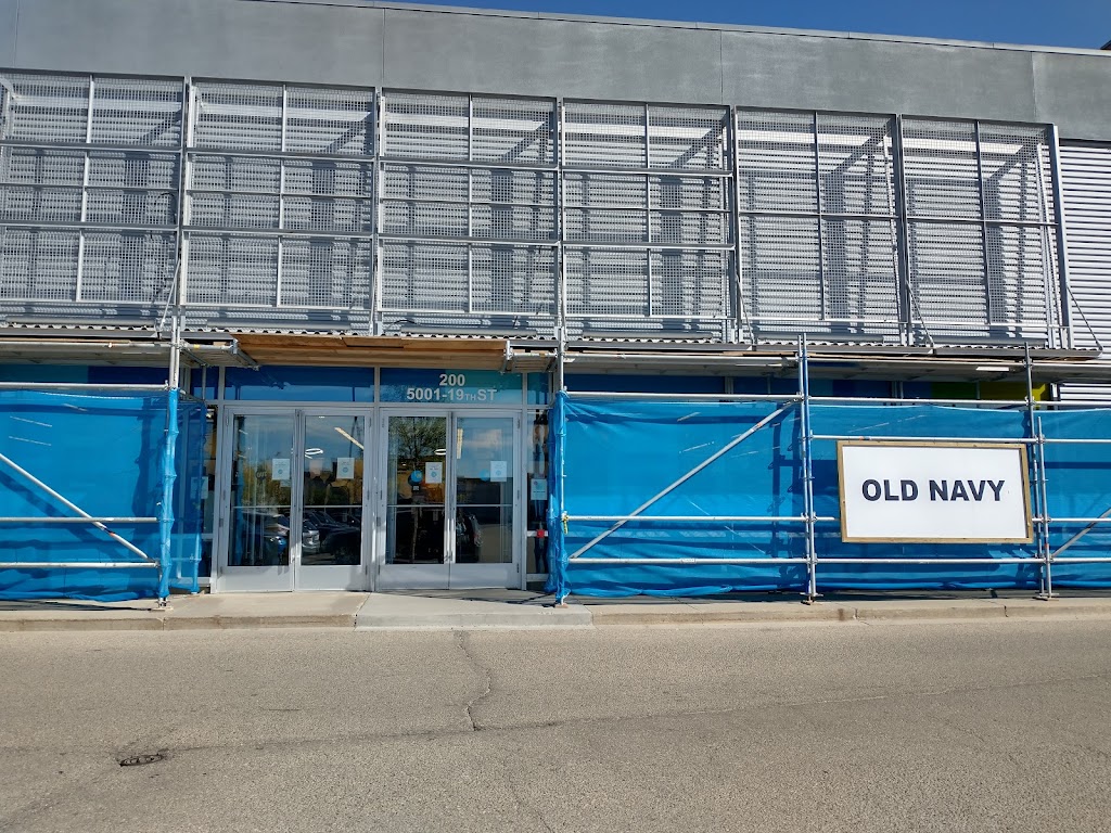 Old Navy - with Curbside Pickup | 5001 19 Street CRU G, Red Deer, AB T4R 3R1, Canada | Phone: (403) 348-5615