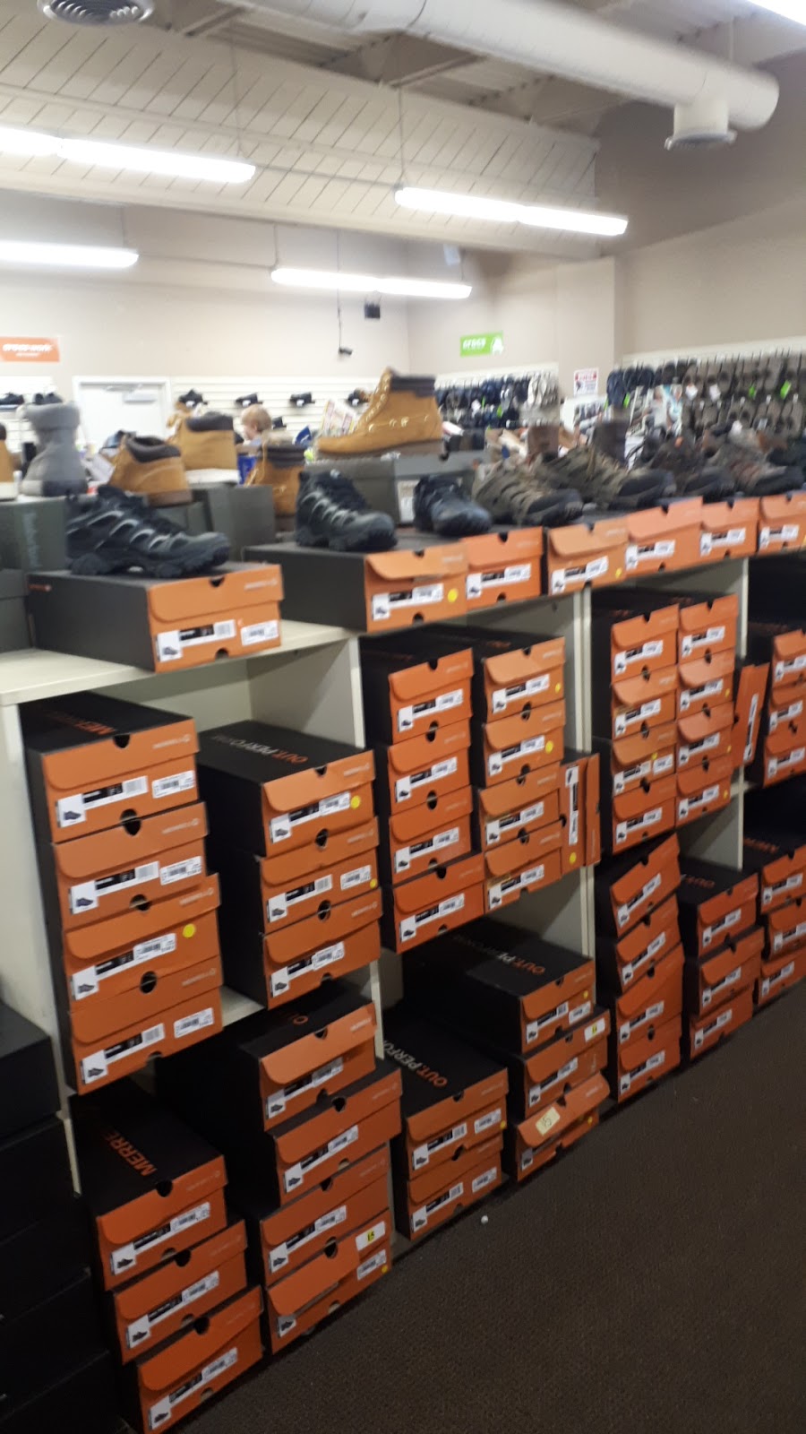 Factory Shoe Outlet/Emille Shoes Ltd | 2394 Fairview St, Burlington, ON L7R 2E4, Canada | Phone: (905) 632-9688