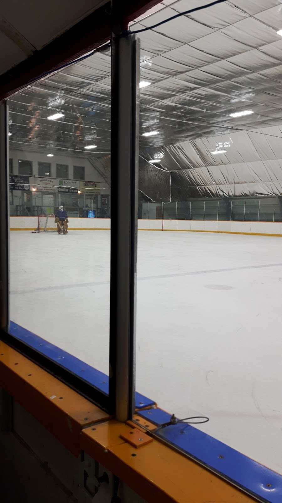 Lorette Community Complex | 1420 Dawson Rd, Lorette, MB R5K 0T3, Canada | Phone: (204) 878-2979