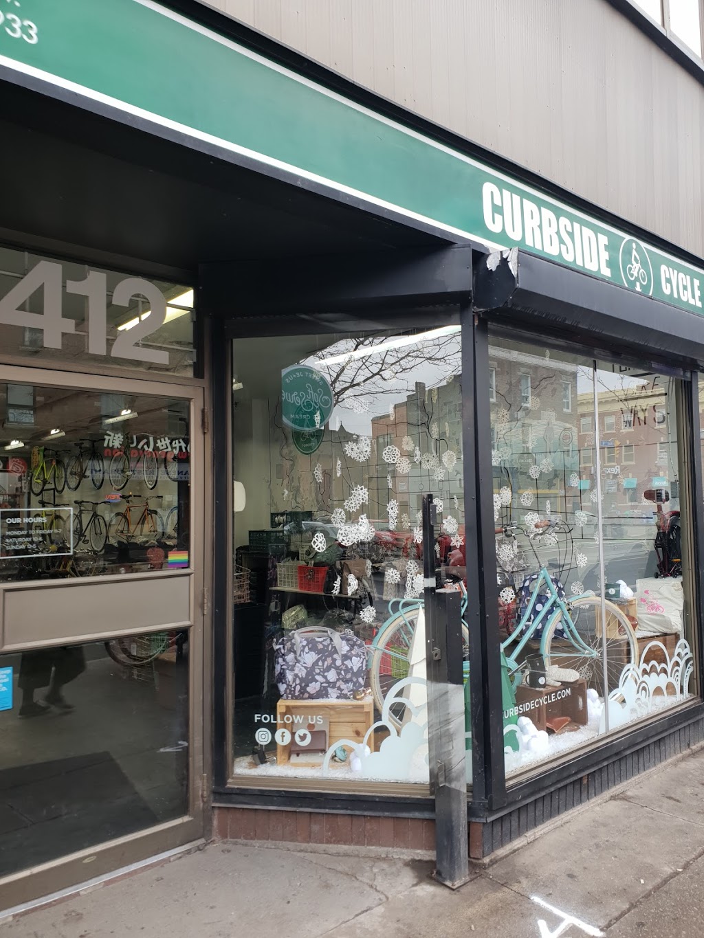 Curbside Cycle | 412 Bloor St W, Toronto, ON M5S 1X5, Canada | Phone: (416) 920-4933