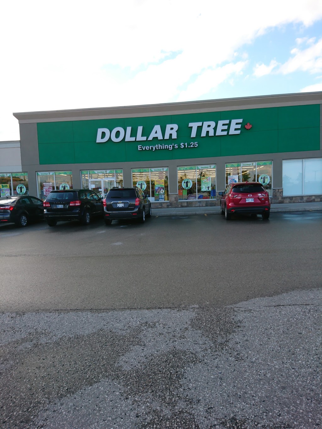 Dollar Tree | 1755 Pickering Pkwy, Pickering, ON L1V 6K5, Canada | Phone: (905) 686-3654