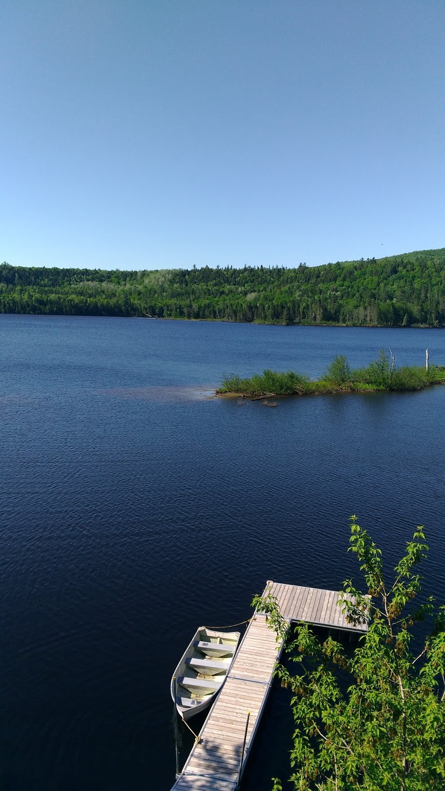 Chalet Le Repère | 2565 Route Ducharme, Saint-Roch-de-Mékinac, QC G0X 2E0, Canada