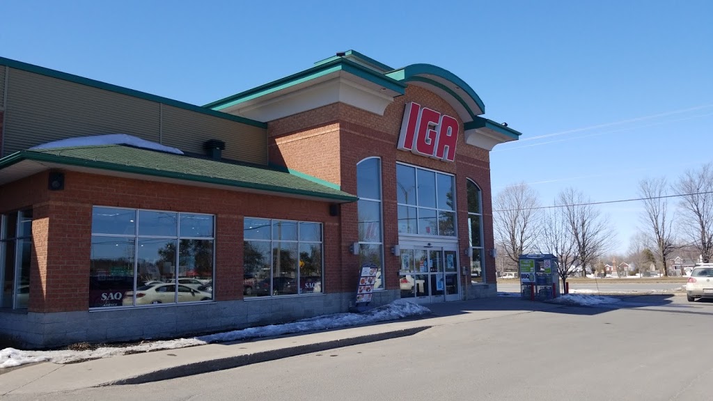 IGA Marché A. Desrochers inc. | 10 Rue du Centre Sportif, Warwick, QC J0A 1M0, Canada | Phone: (819) 358-4950