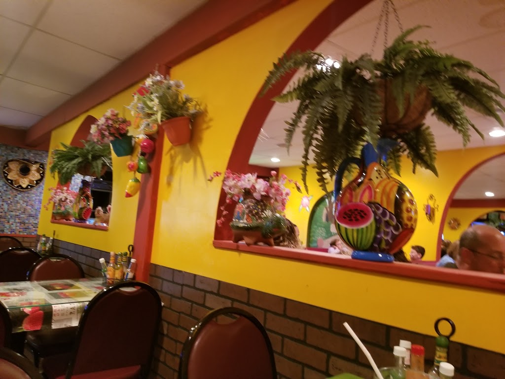 El Ranchito Mexican Restaurant - Clarence | 9780 Main St, Clarence, NY 14031, USA | Phone: (716) 320-5830