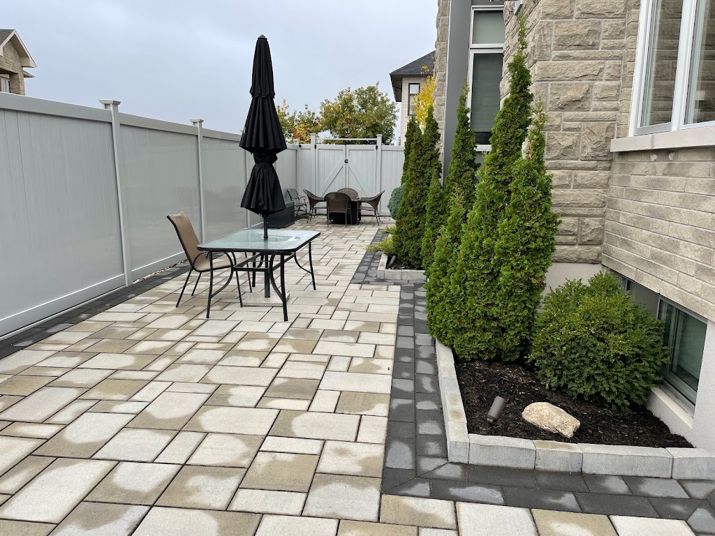 Jonathan Robert Landscape + Design | 2227 Descartes St, Orléans, ON K4A 4E4, Canada | Phone: (613) 410-8157