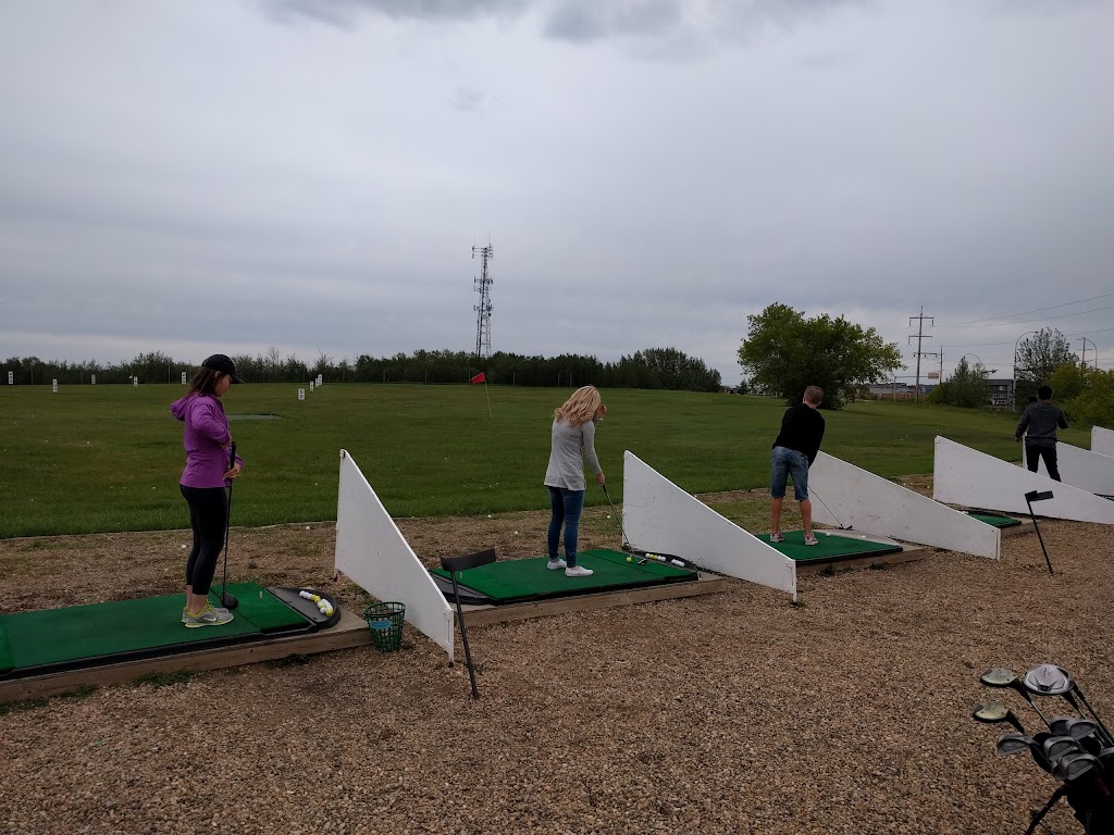 Lone Spruce Driving Range | 25522 Secondary Hwy, 633 Villeneuve Rd, St. Albert, AB T8N 3W8, Canada | Phone: (780) 458-0565