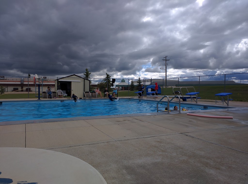 Splash Pool Aquatic Centre | 940 James Ave, Beausejour, MB R0E 0C0, Canada | Phone: (204) 268-1672