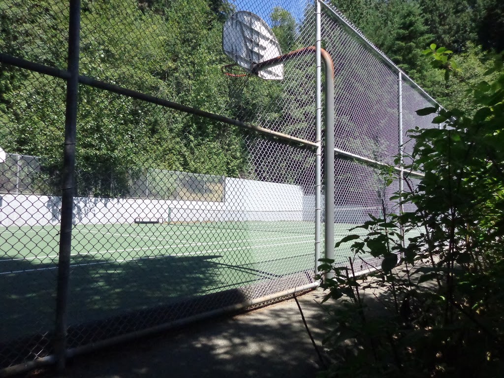 Normanby Park Tennis Court | 1613 Pinecrest Dr, West Vancouver, BC V7S 3H3, Canada