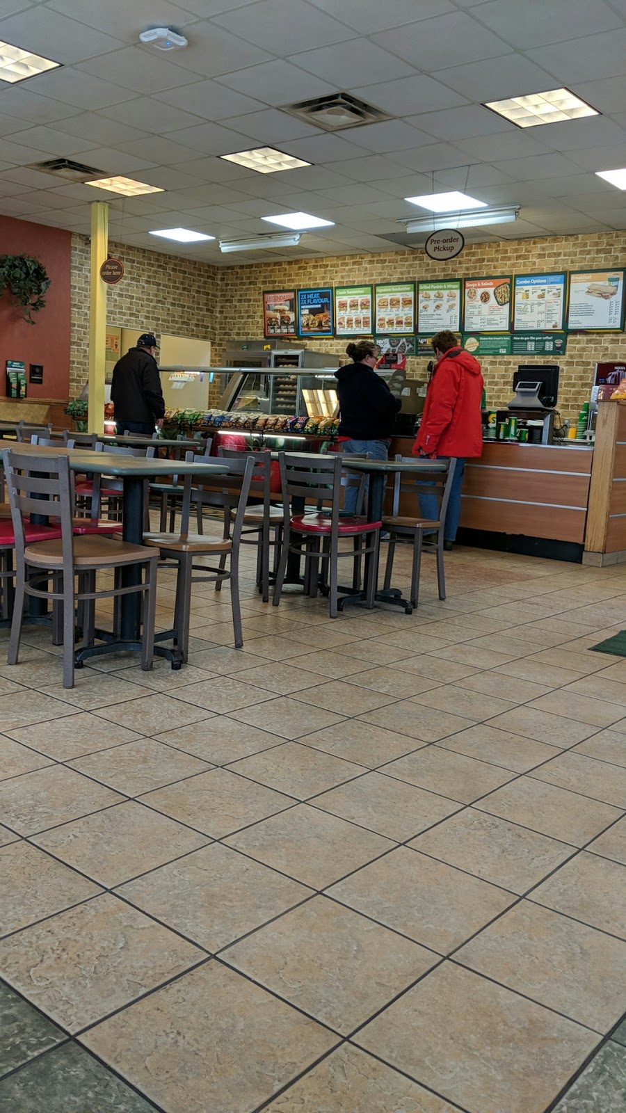 Subway | 2545 Princess St, Kingston, ON K7L 4B2, Canada | Phone: (613) 384-2191