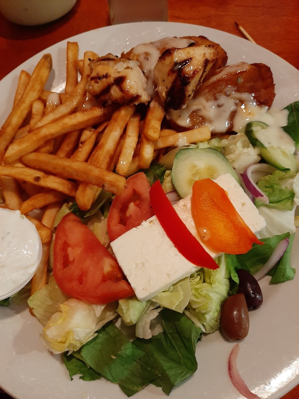 Yefsi Restaurant | Plaza Dr, Iroquois, ON K0E 1K0, Canada | Phone: (613) 652-2888