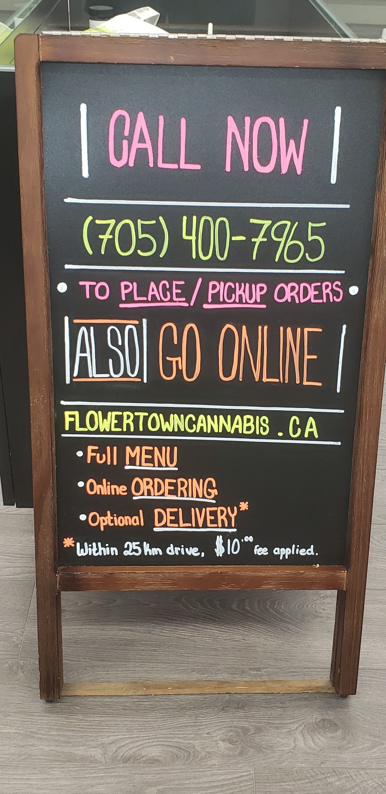 Flowertown Cannabis | 874 Ward St, Bridgenorth, ON K0L 1H0, Canada | Phone: (705) 292-0101