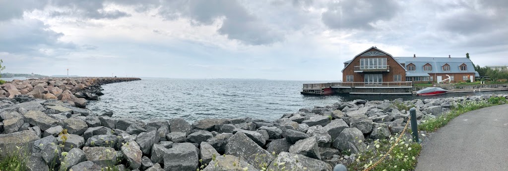 Battery Park | Waterfront Pathway, Kingston, ON K7L 0A1, Canada